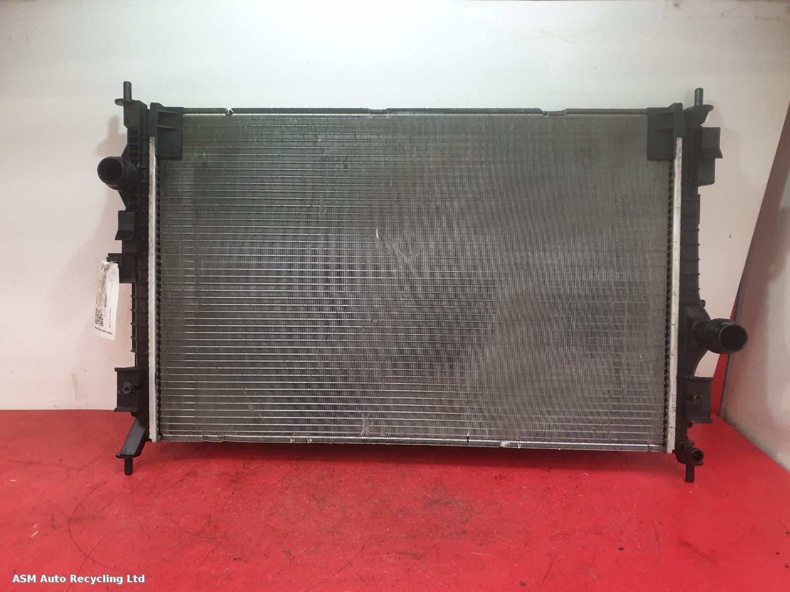View Auto part Radiator Citroen C4 Picasso 2018
