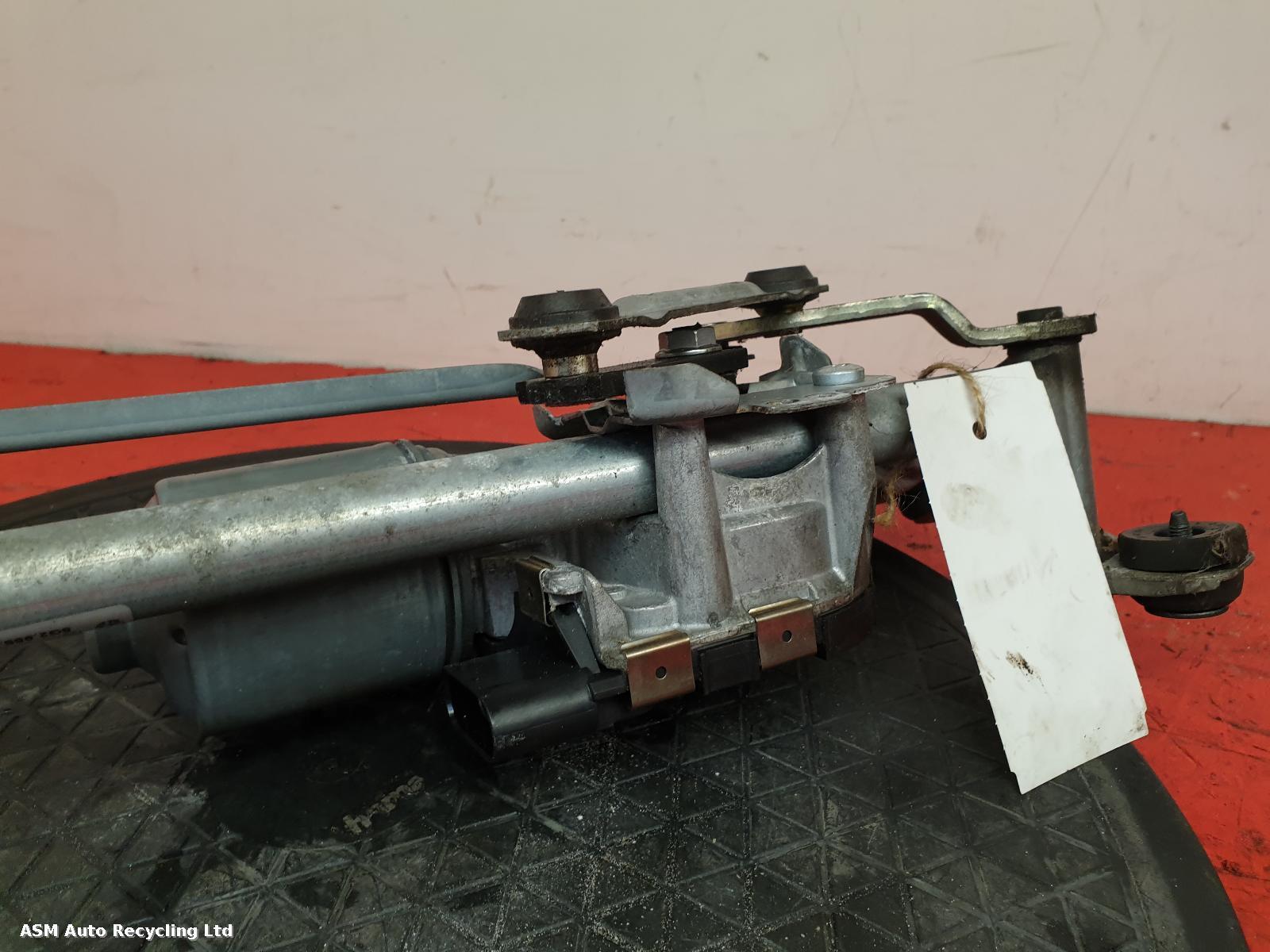 View Auto part Wiper Motor Front Volkswagen Golf 2017