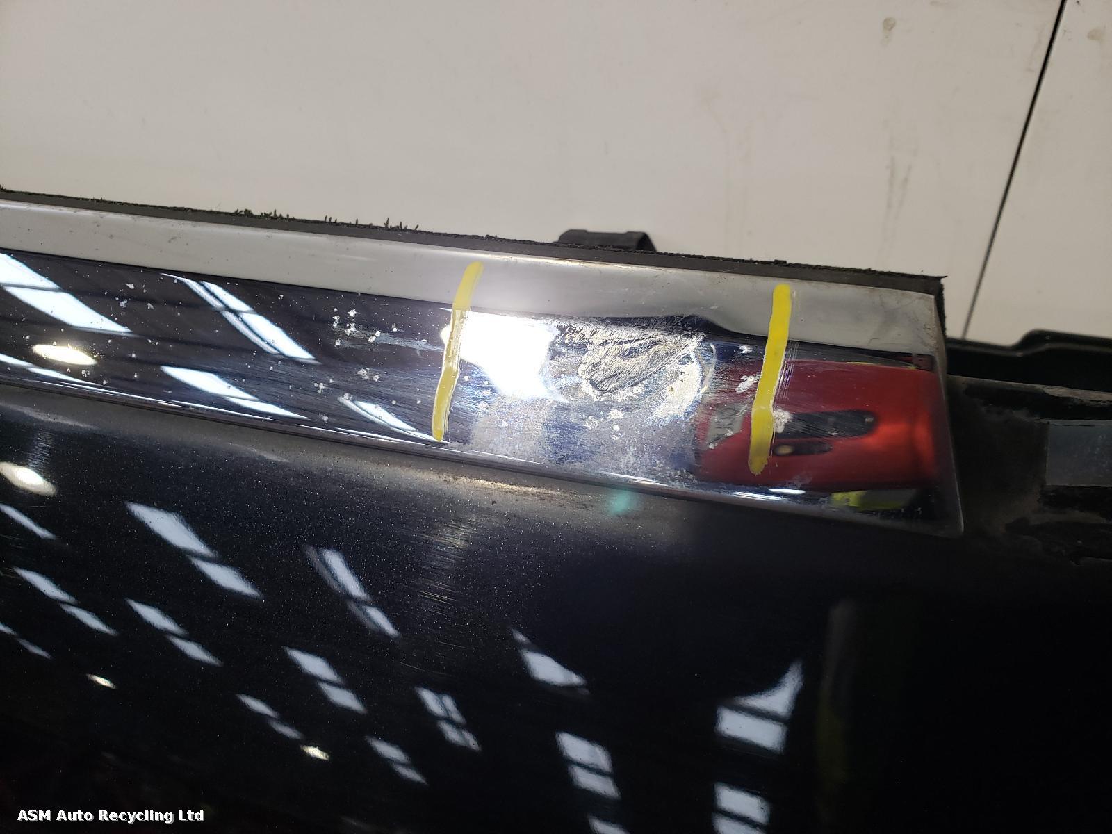 View Auto part R Front Door Tesla Model S 2016