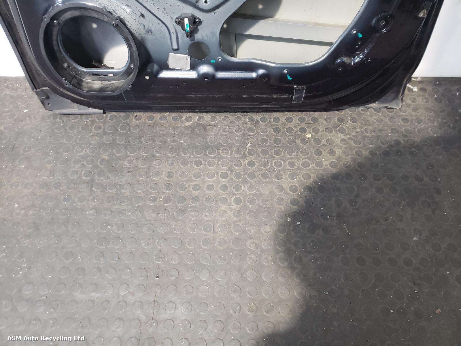 View Auto part R Front Door Tesla Model S 2016