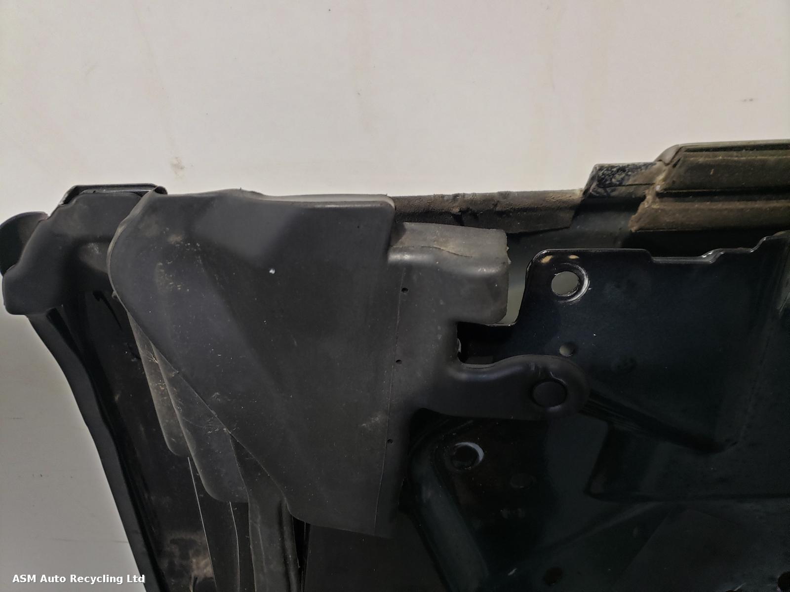 View Auto part R Front Door Tesla Model S 2016