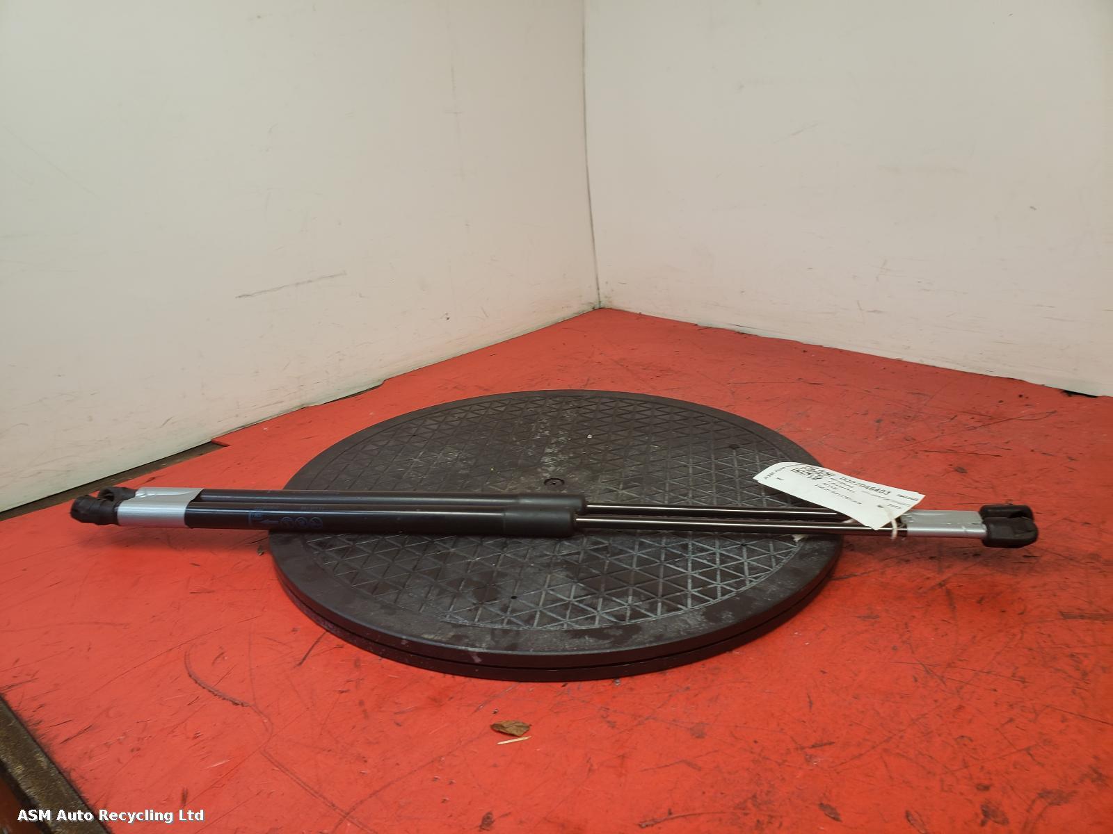 View Auto part Hatch Strut/Shock Vauxhall Adam 2015