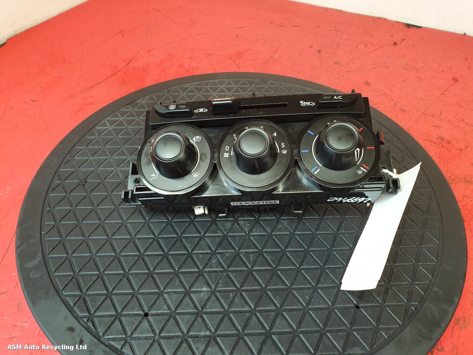 View Auto part Heater/AC Controller Citroen C3 2016