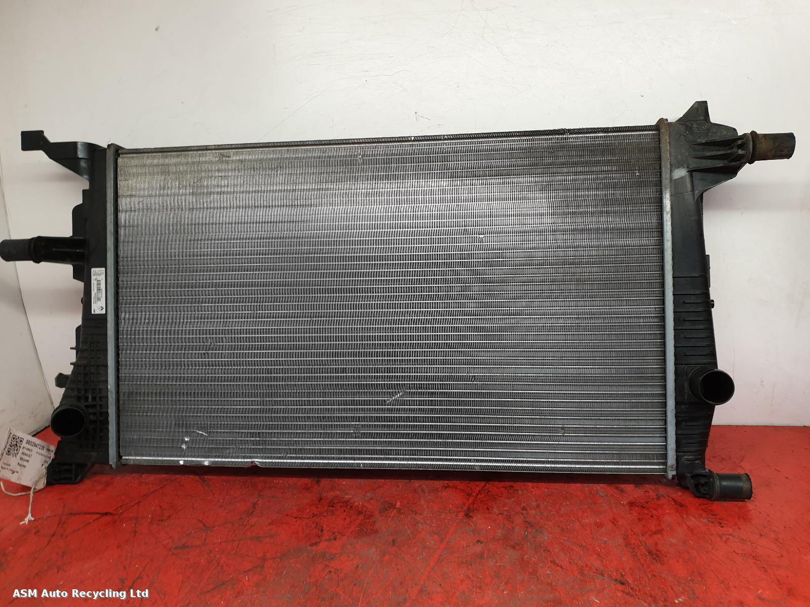 View Auto part Radiator Renault Megane 2016