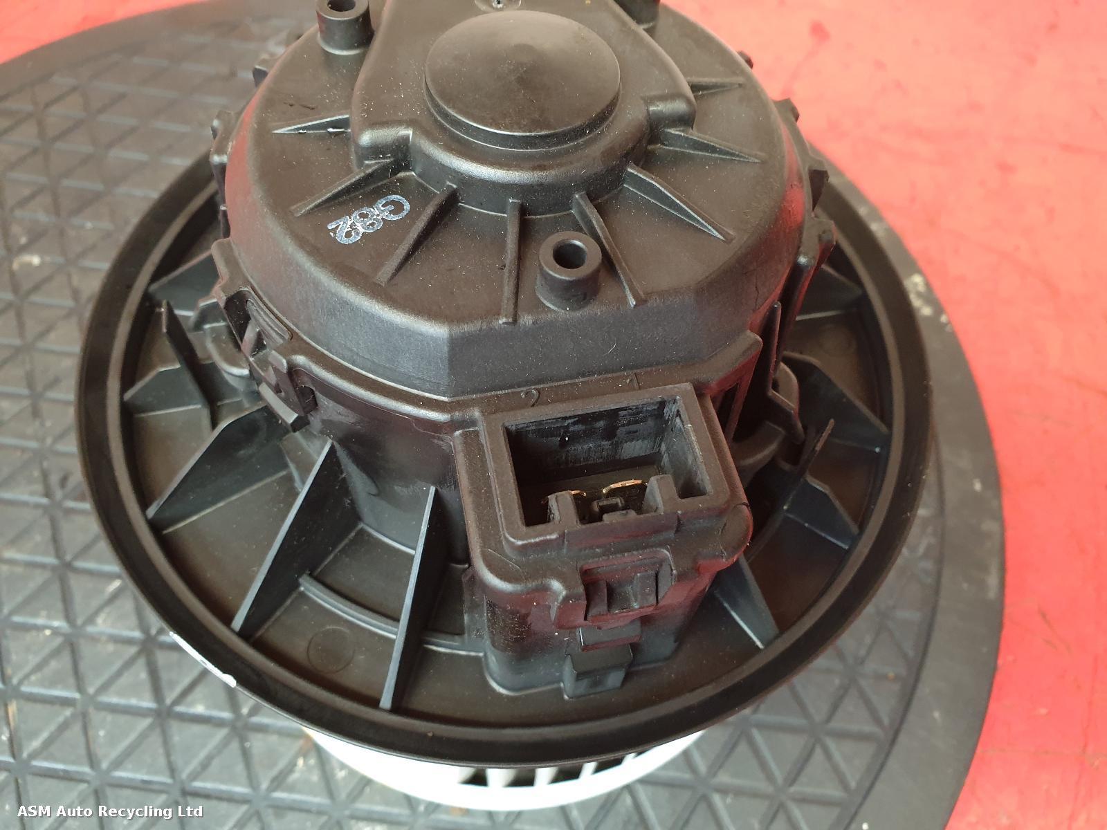 View Auto part Heater Motor/Assembly Ford Fiesta 2017