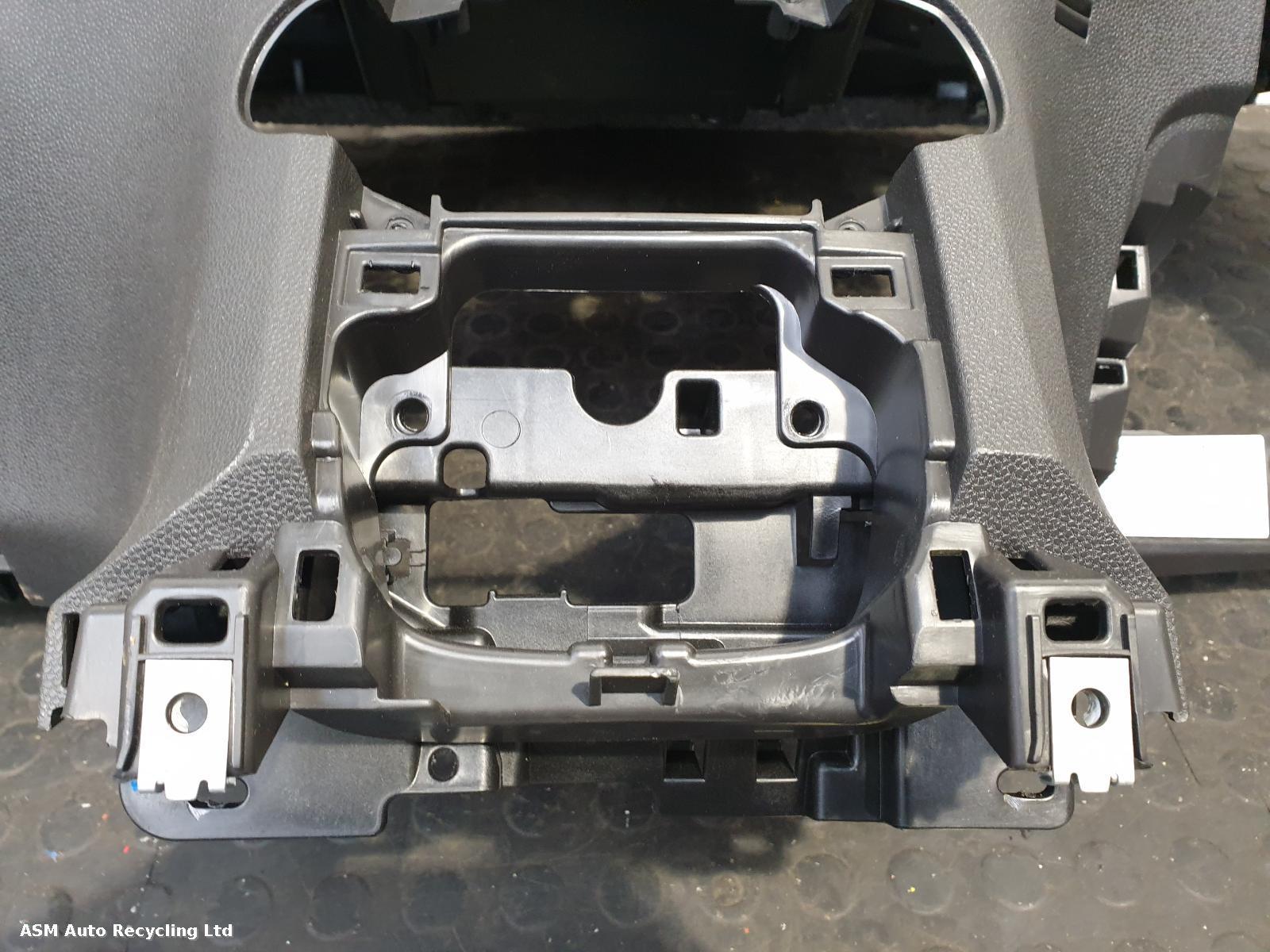 View Auto part Airbag Kit Ford Fiesta 2017