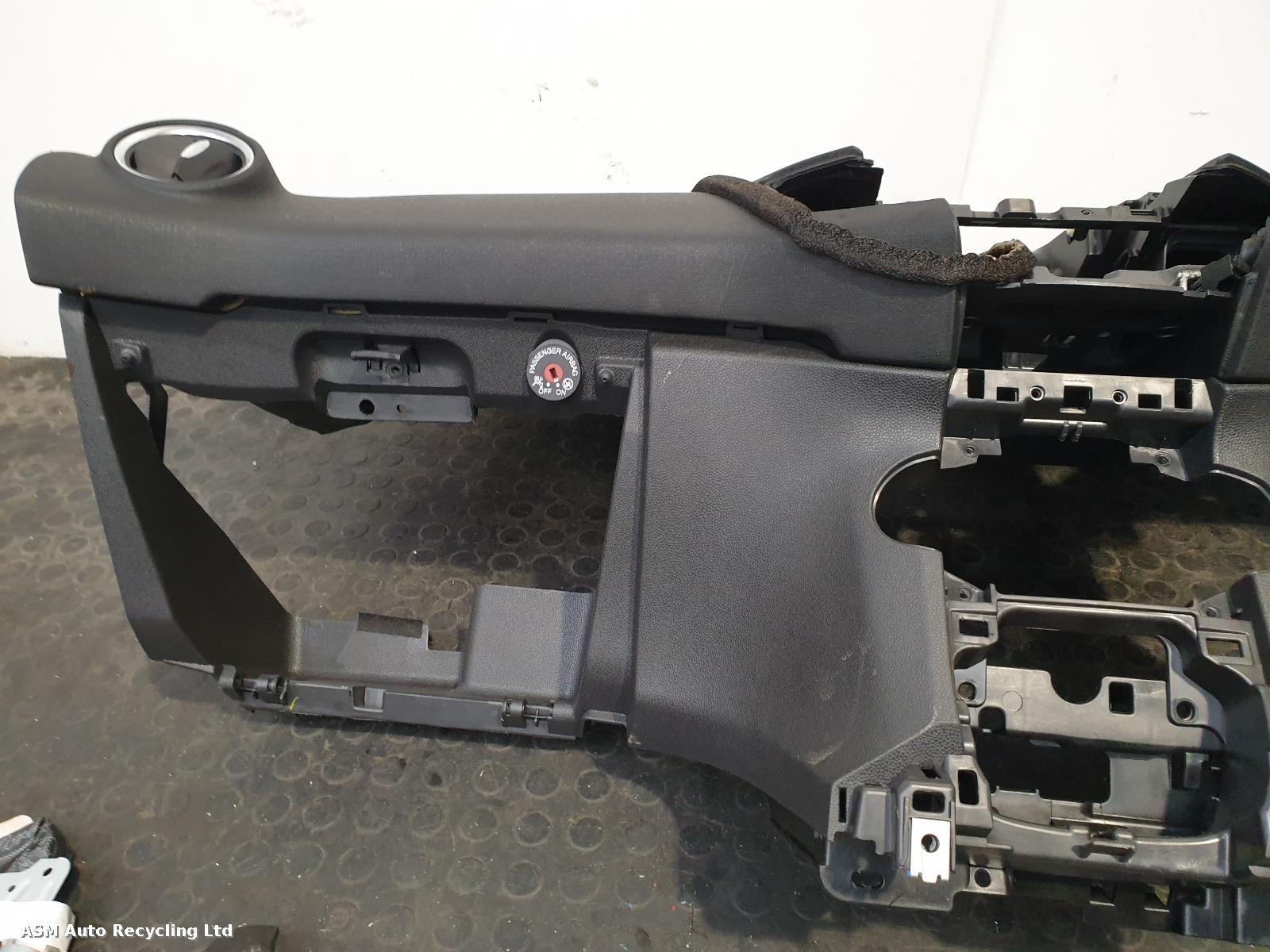 View Auto part Airbag Kit Ford Fiesta 2017