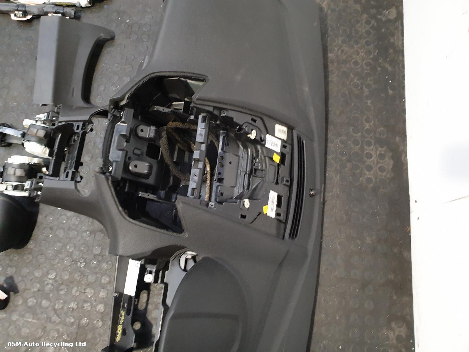 View Auto part Airbag Kit Ford Fiesta 2017