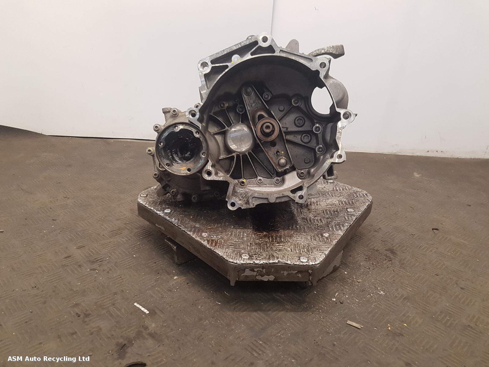 View Auto part Gearbox Skoda Fabia 2015