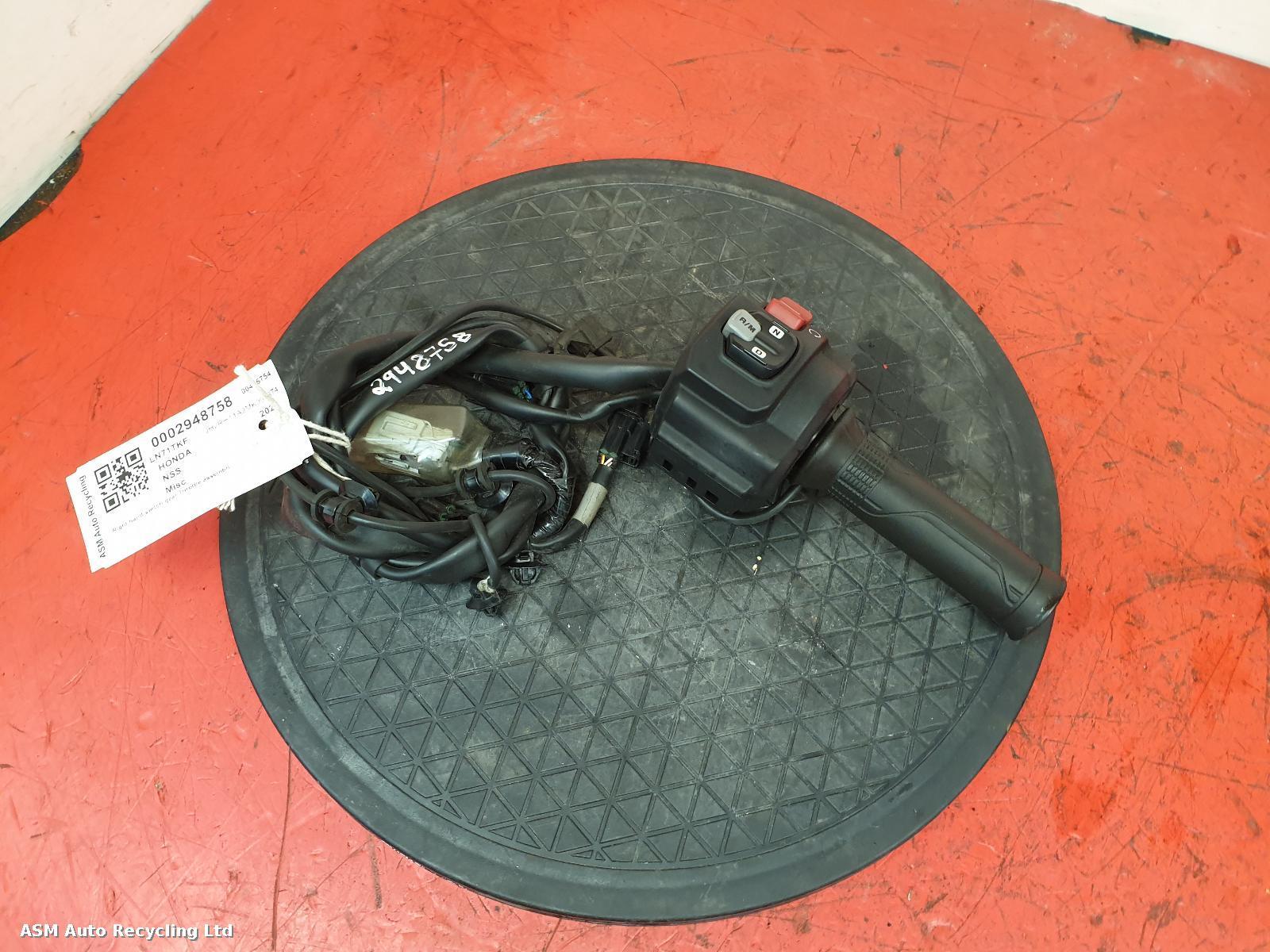 View Auto part RH Switch Gear Honda Forza Nss 750 2021