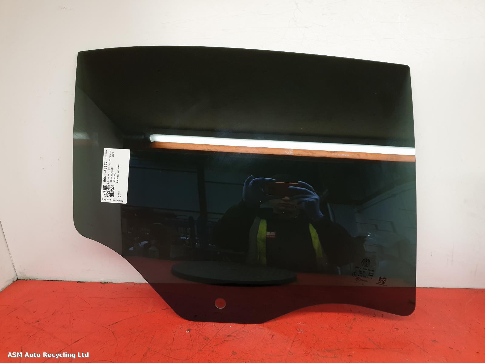 View Auto part RR Door Window Alfa Romeo Stelvio 2020