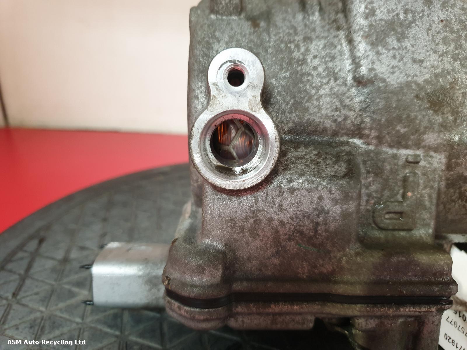 View Auto part Compressor Toyota Prius 2015