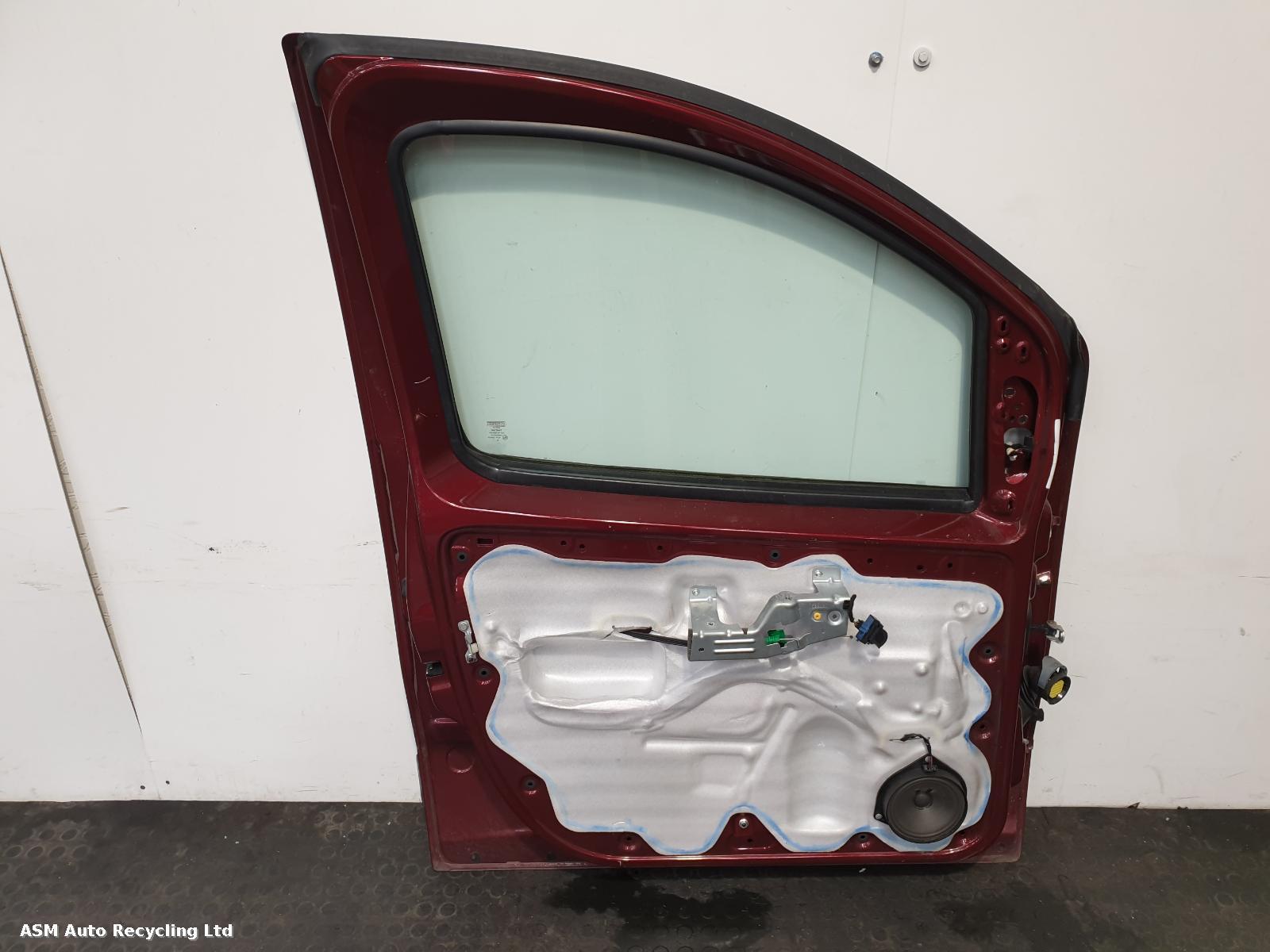 View Auto part L Front Door Fiat Qubo 2012