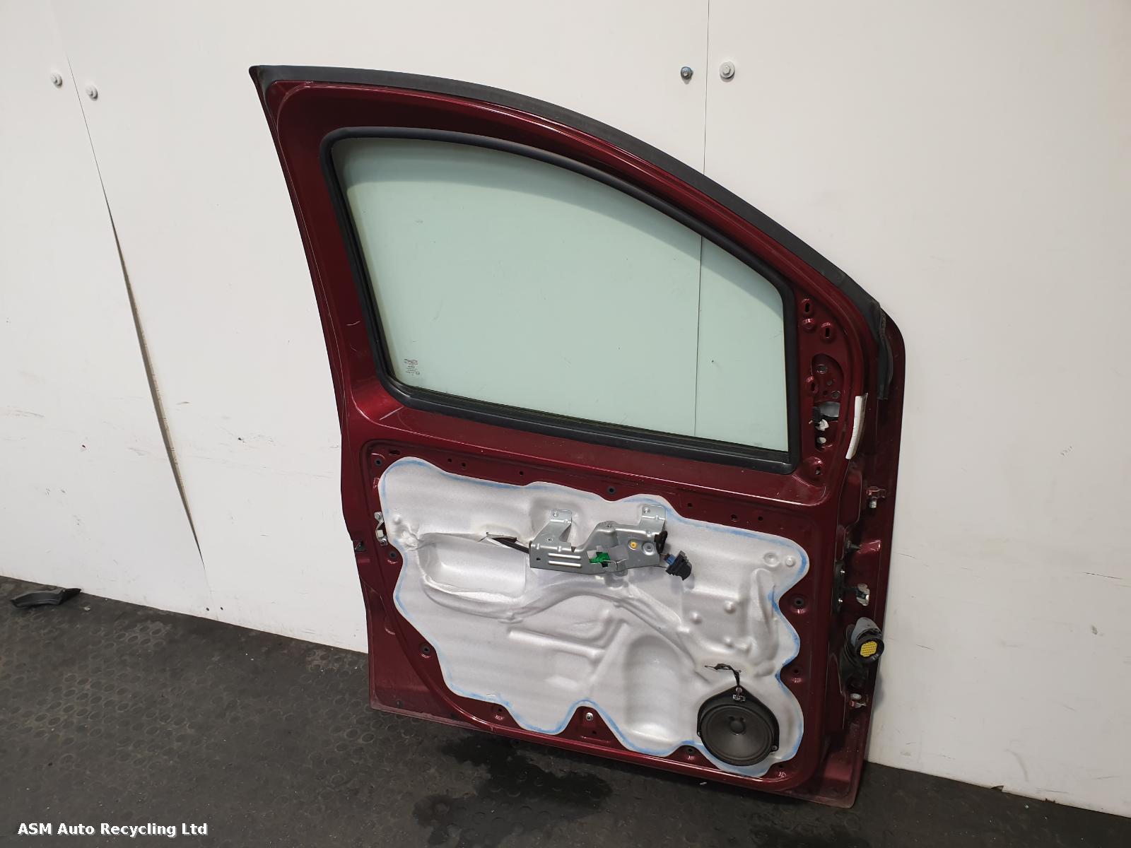 View Auto part L Front Door Fiat Qubo 2012