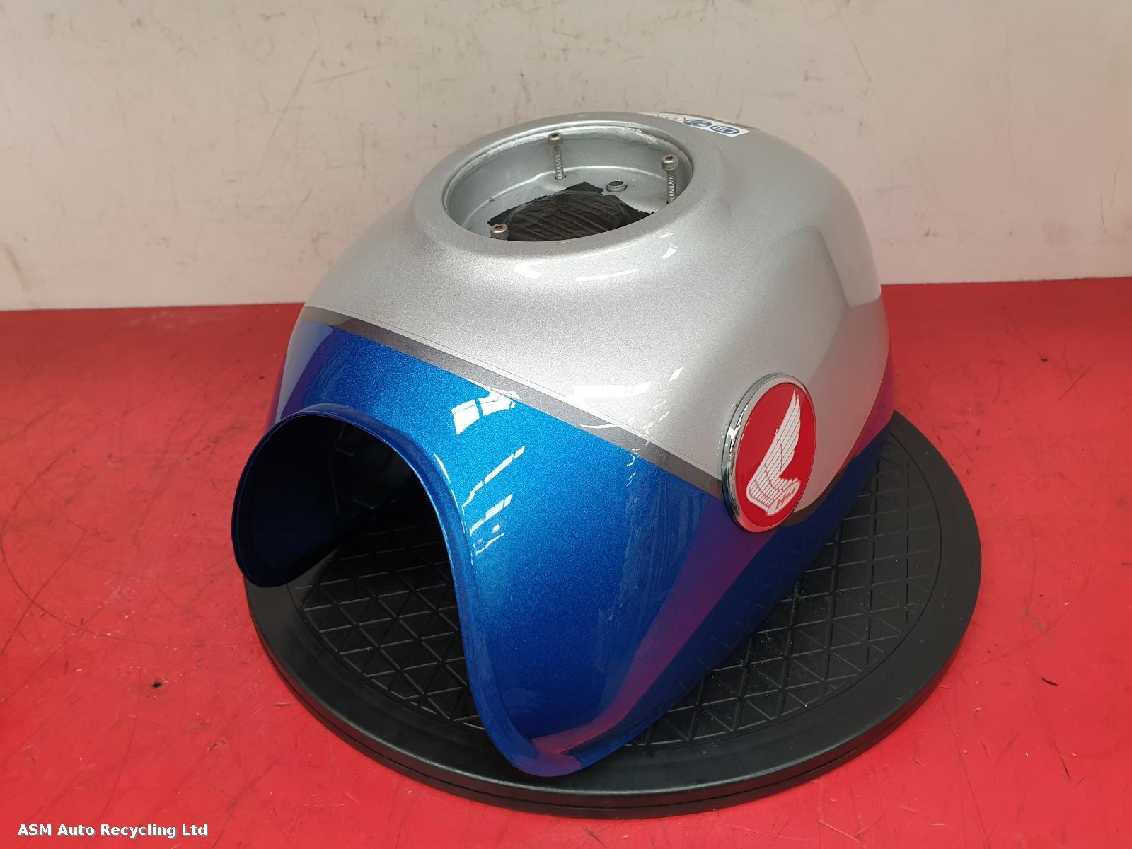 View Auto part Fuel Tank Honda Monkey 2022