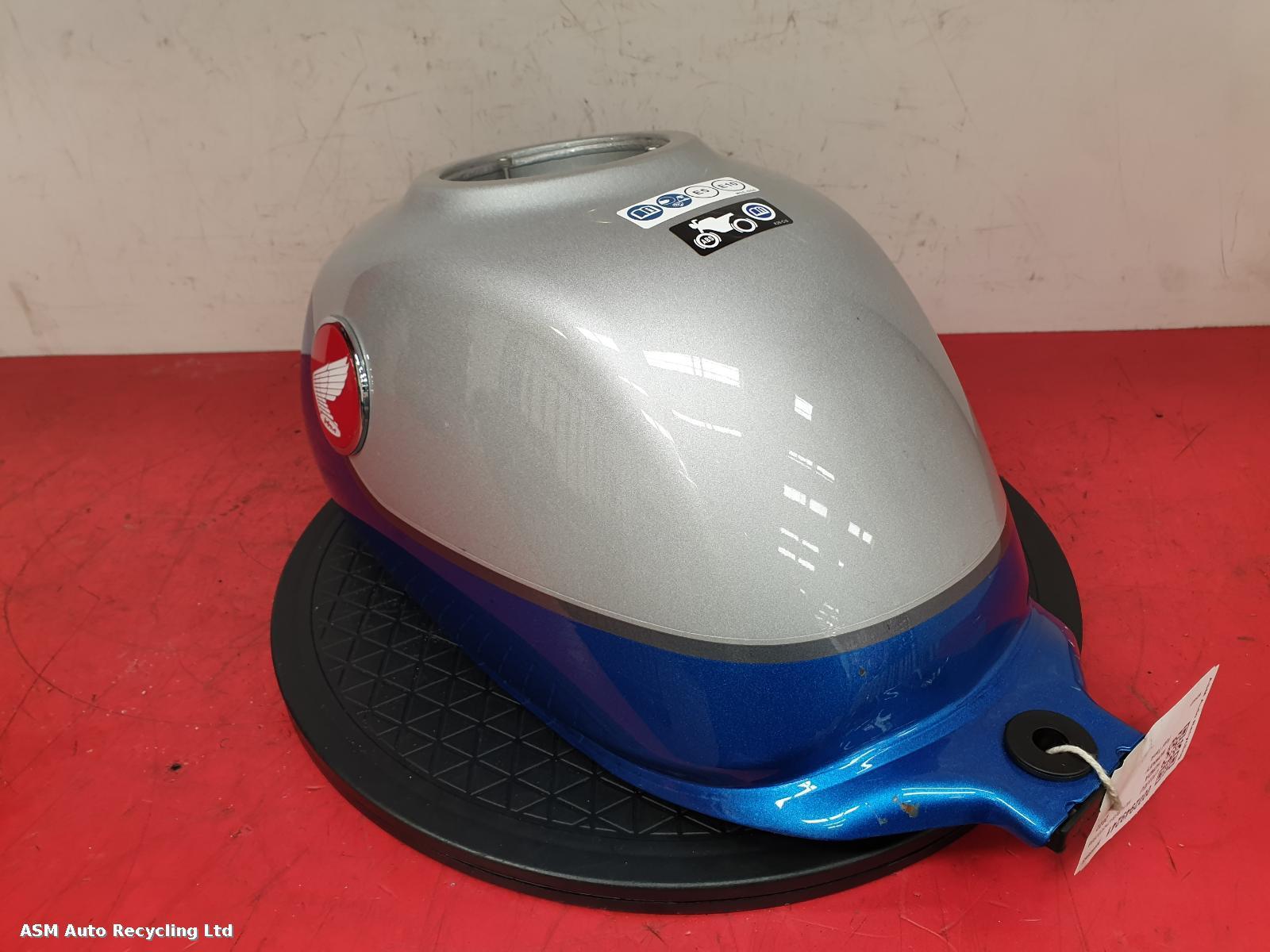 View Auto part Fuel Tank Honda Monkey 2022