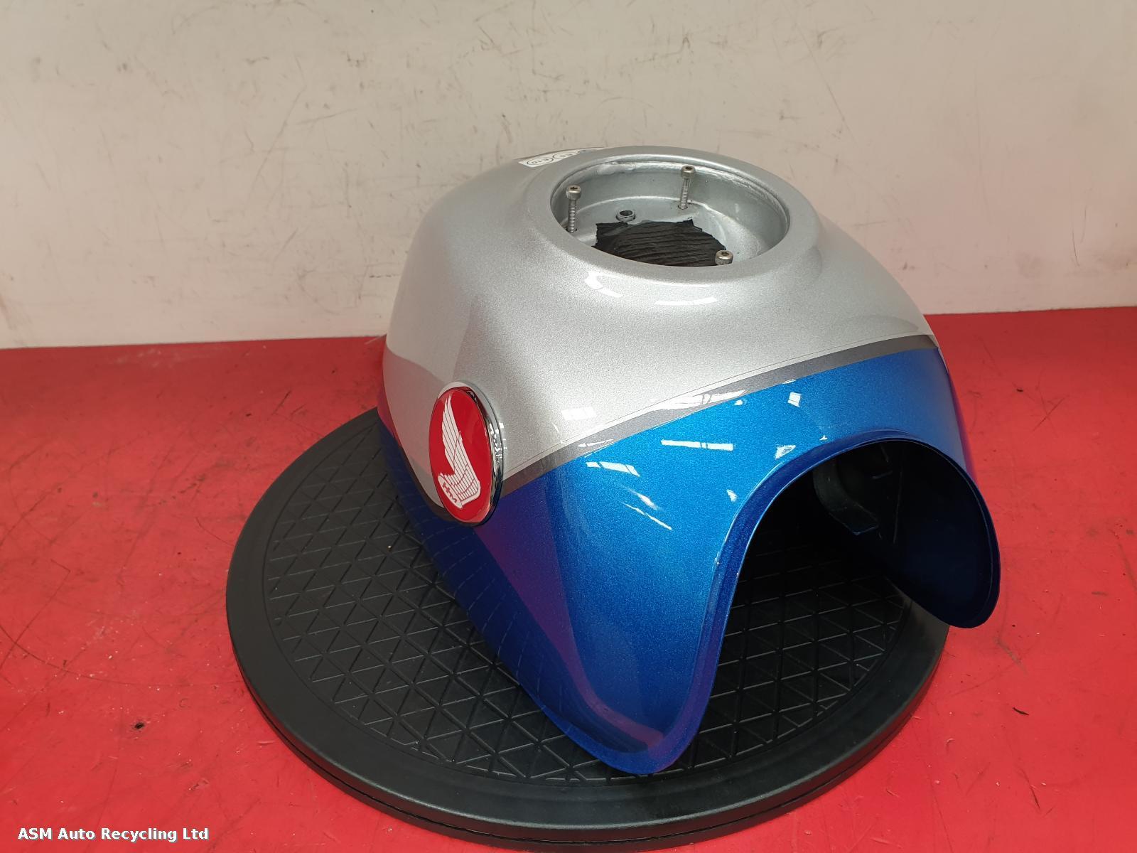 View Auto part Fuel Tank Honda Monkey 2022
