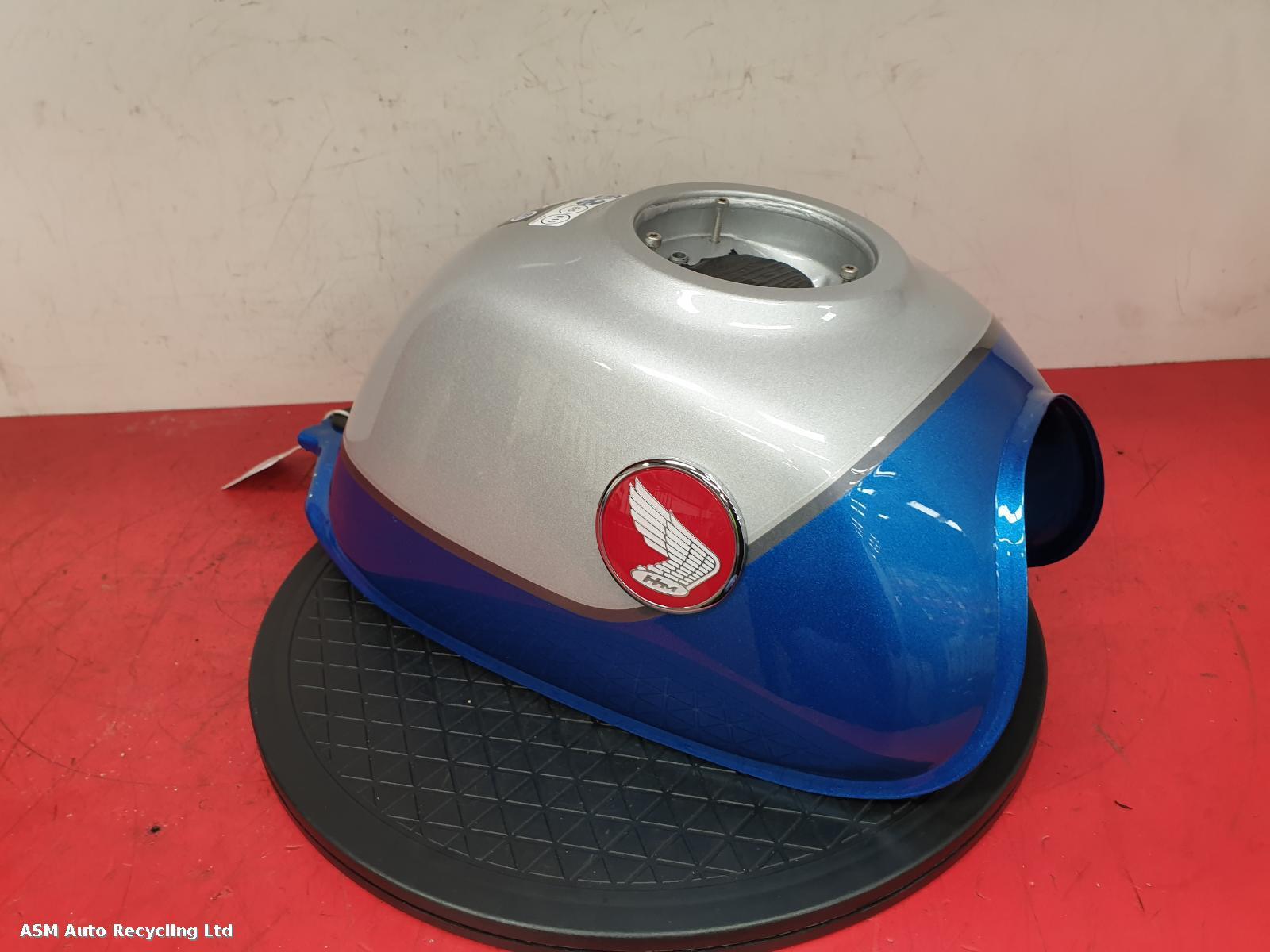 View Auto part Fuel Tank Honda Monkey 2022