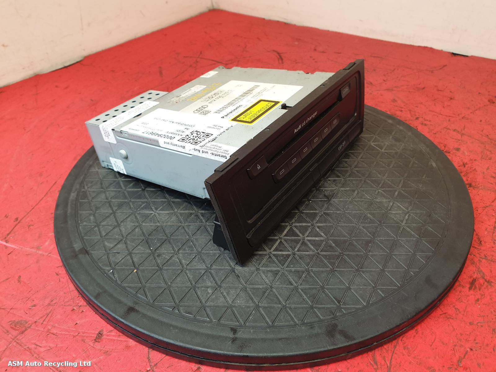 View Auto part CD Changer Audi A4 2008