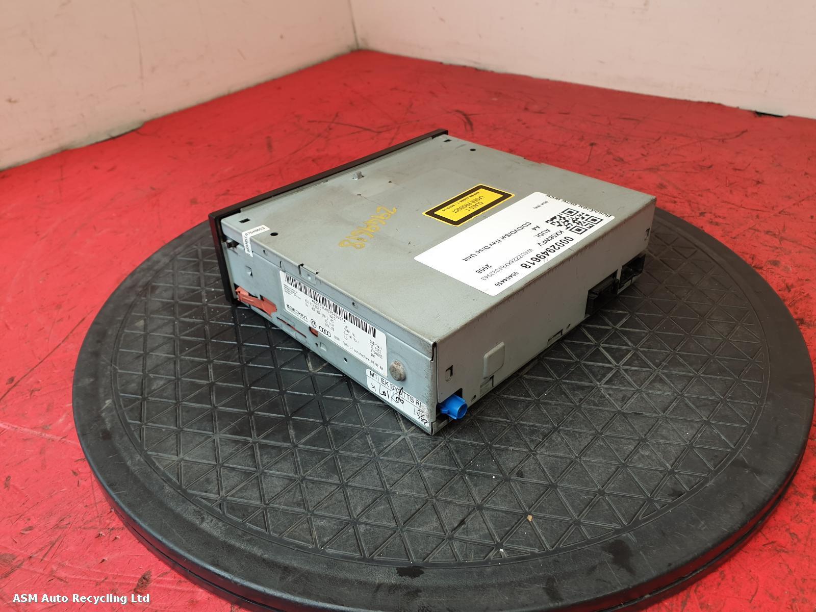 View Auto part CD Changer Audi A4 2008