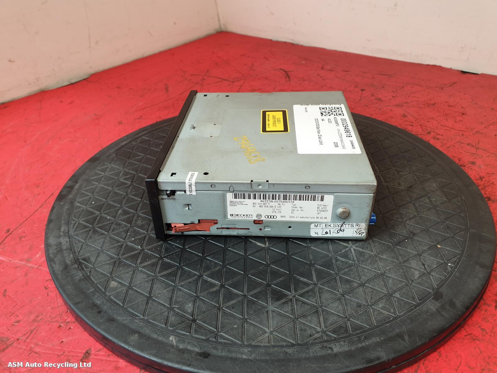 View Auto part CD Changer Audi A4 2008