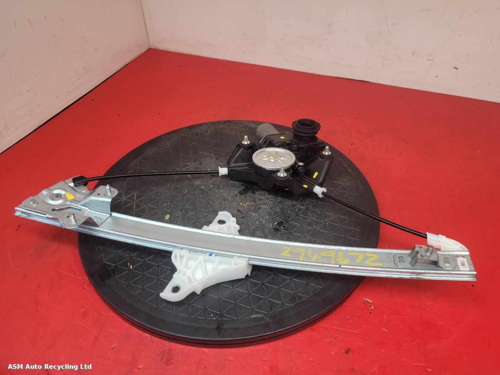 View Auto part LF Window Regulator Toyota Yaris Cross 2022