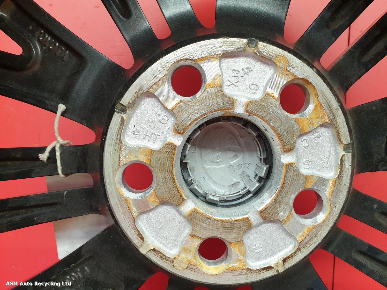 View Auto part Wheel Toyota Yaris Cross 2022