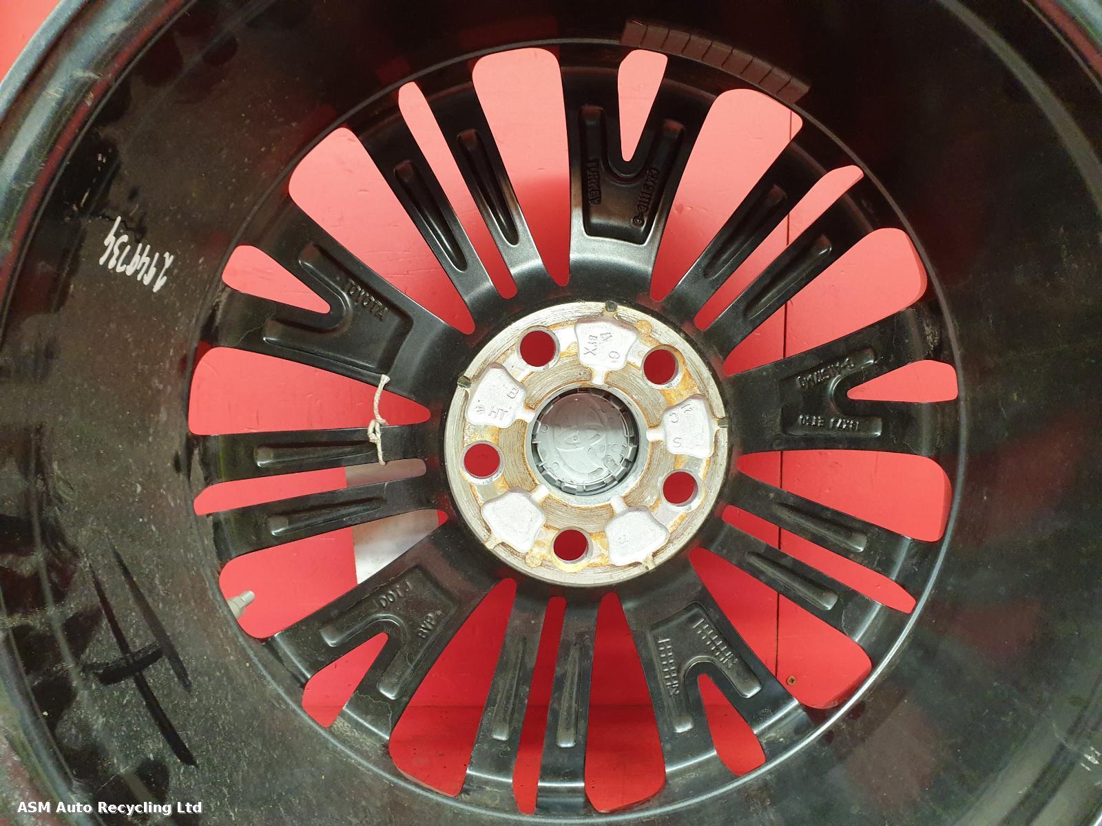 View Auto part Wheel Toyota Yaris Cross 2022