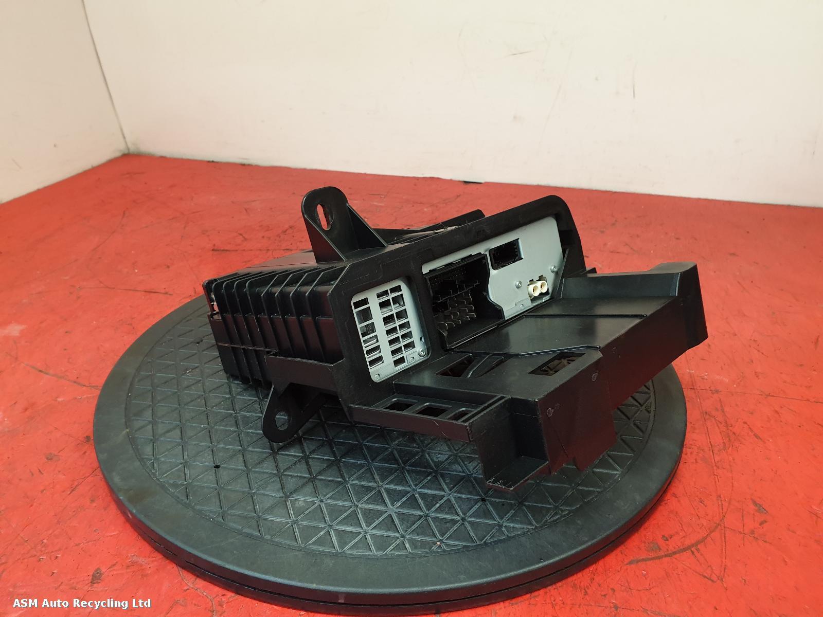 View Auto part Misc Audi Q5 2013