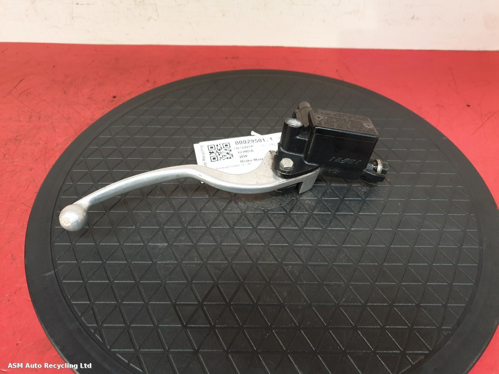 View Auto part Master Cylinder Honda Ww 2020