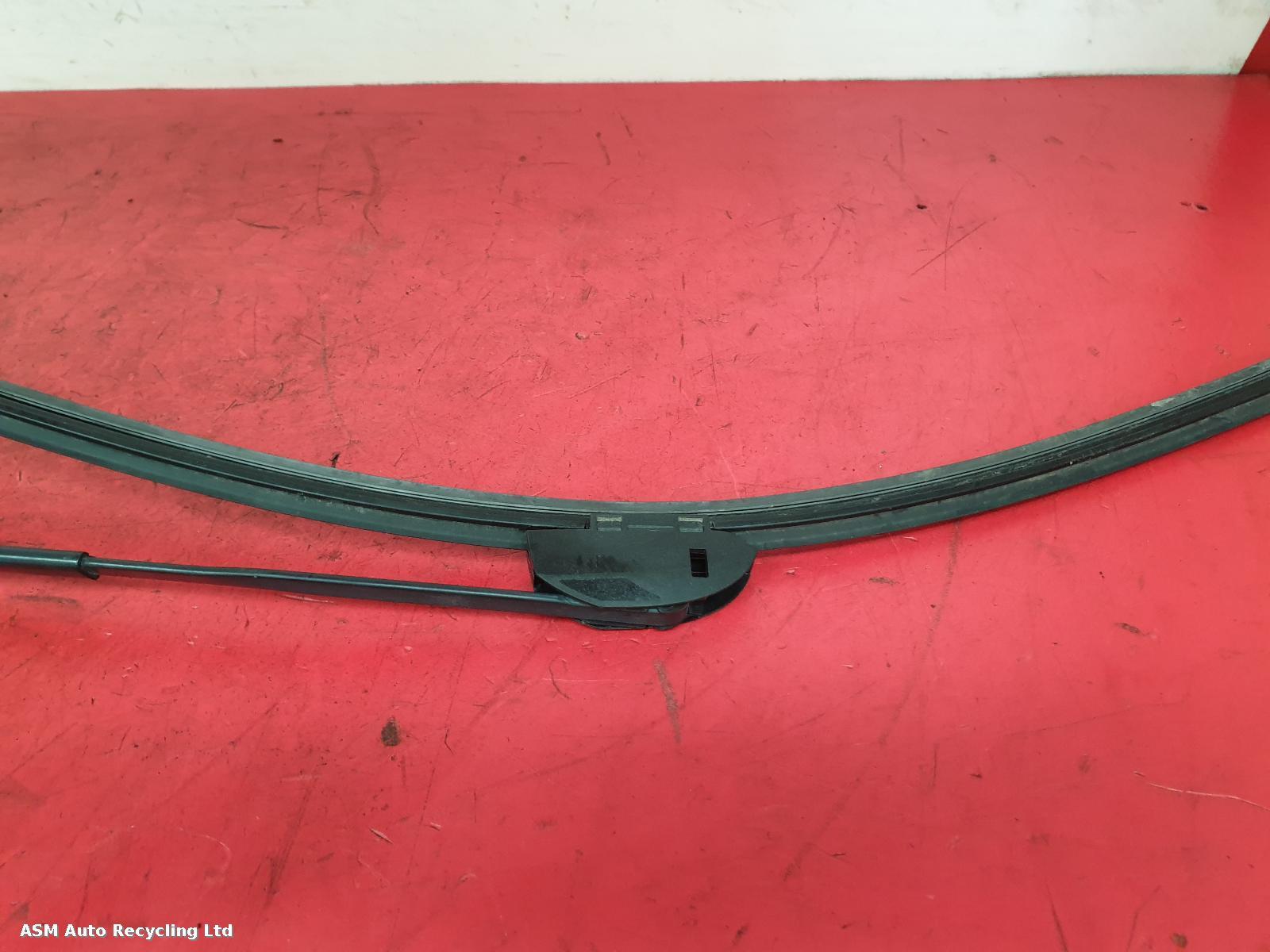 View Auto part Wiper Arm Nissan Note 2016