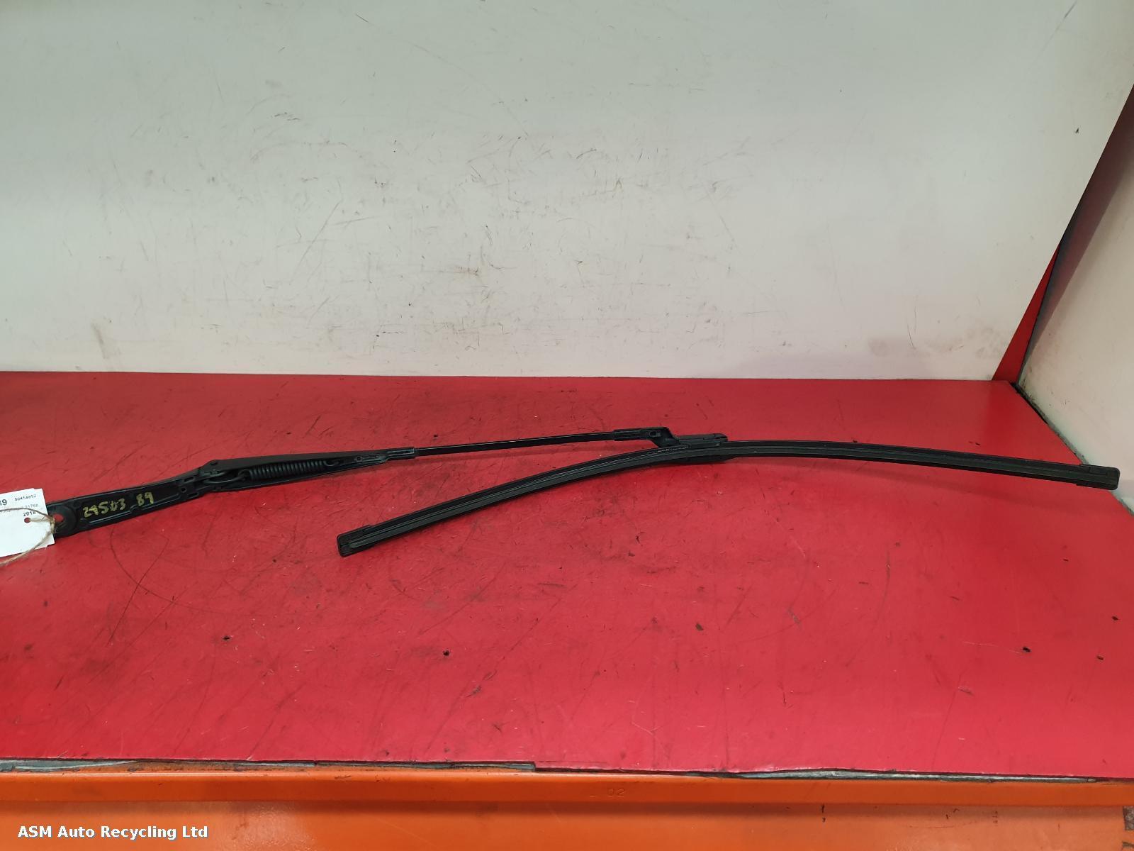 View Auto part Wiper Arm Ford Fiesta 2018