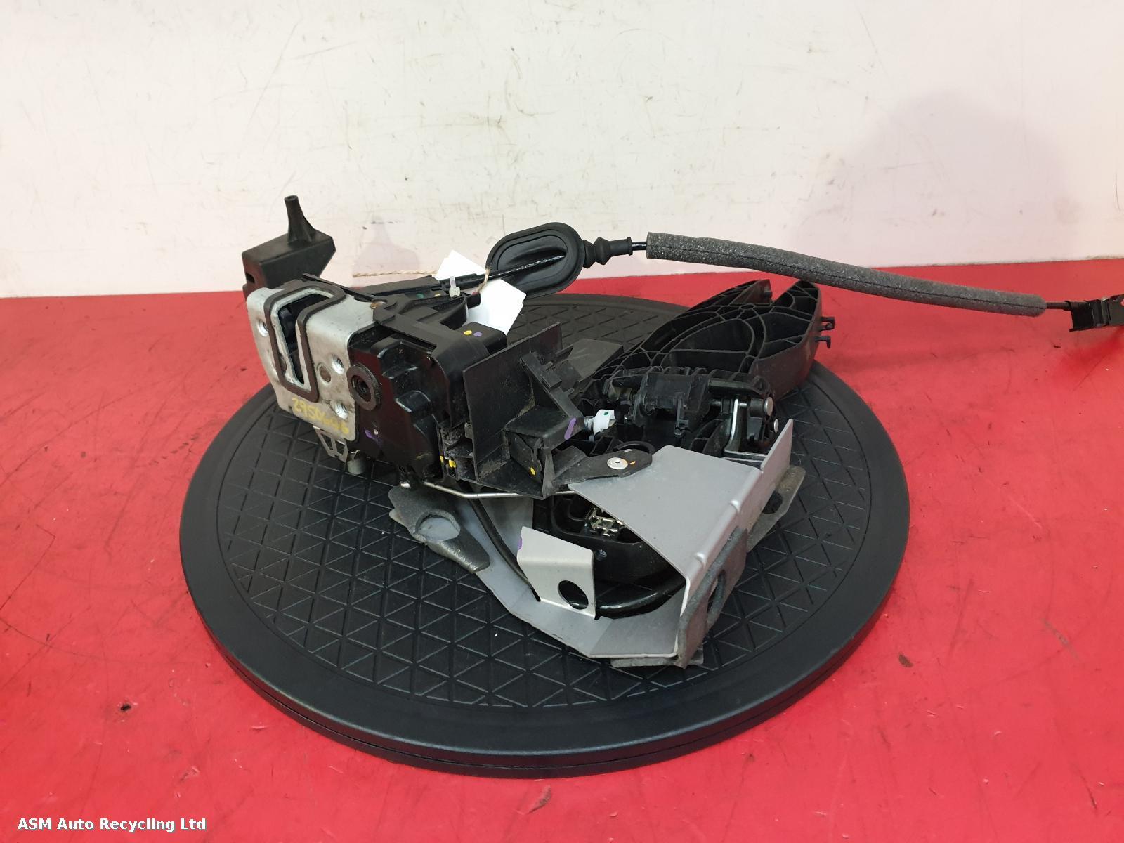 View Auto part Door Lock Assembly Ford Fiesta 2018