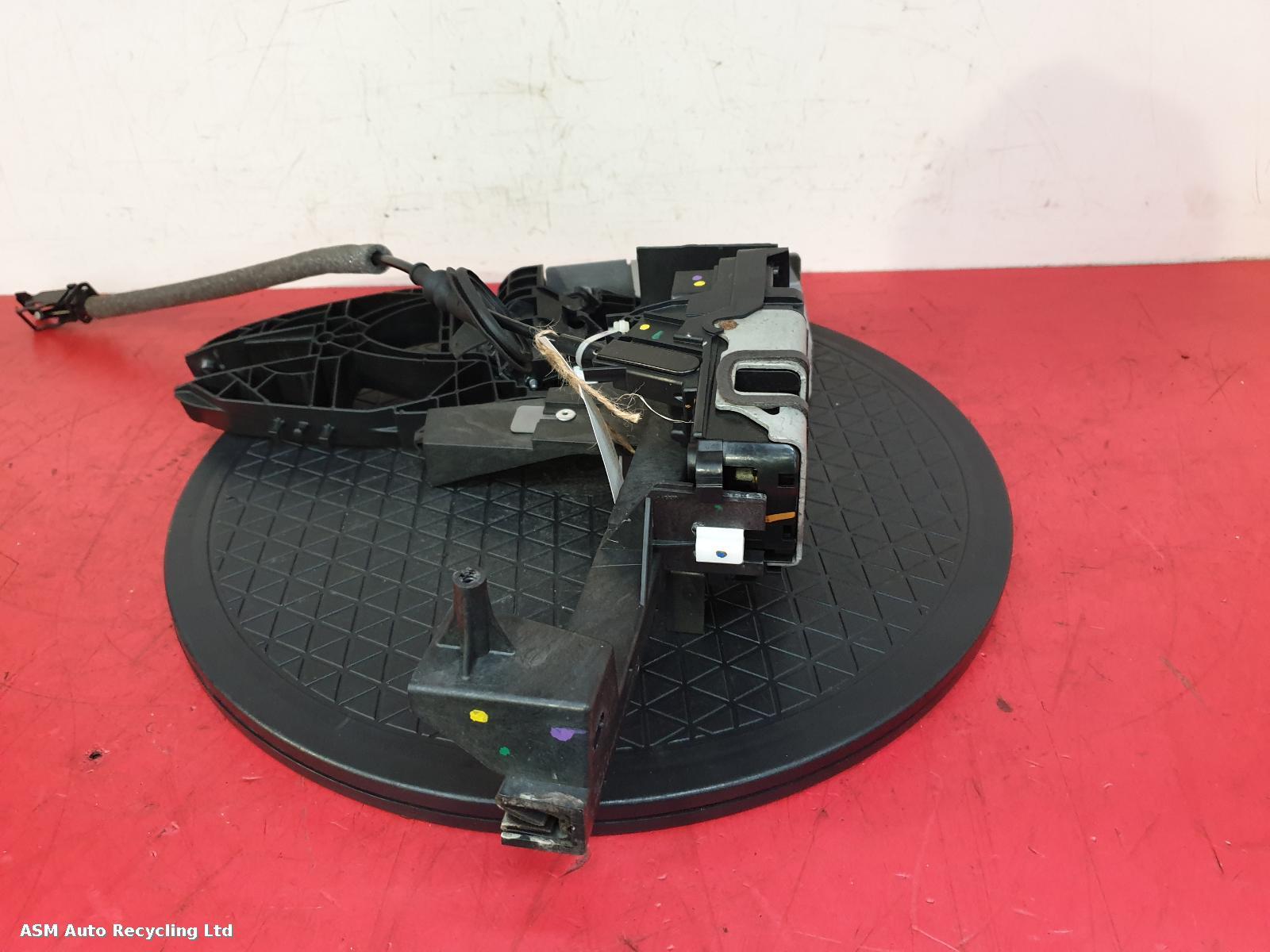 View Auto part Door Lock Assembly Ford Fiesta 2018