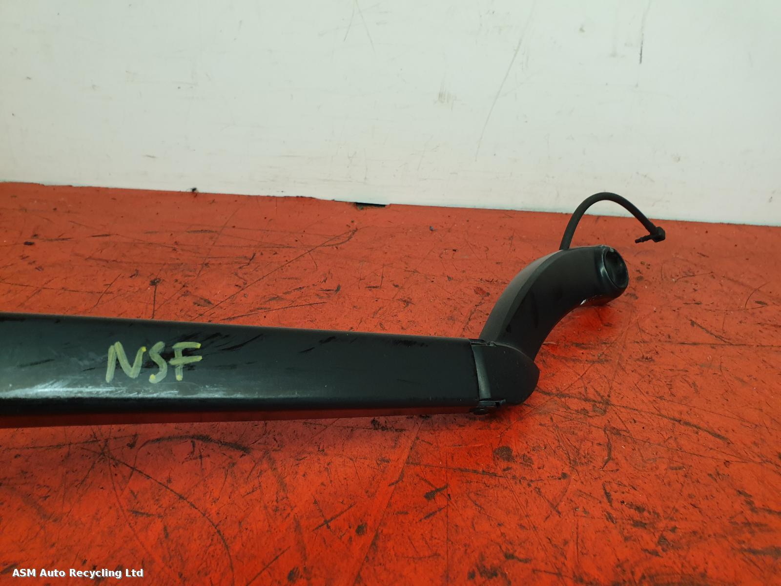 View Auto part Wiper Arm Jaguar Xf 2013