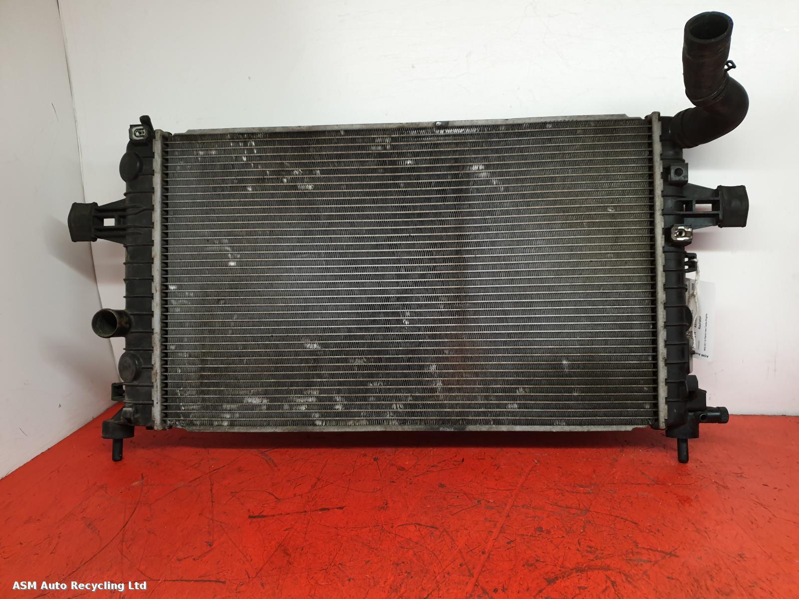 View Auto part Radiator Vauxhall Astra 2008