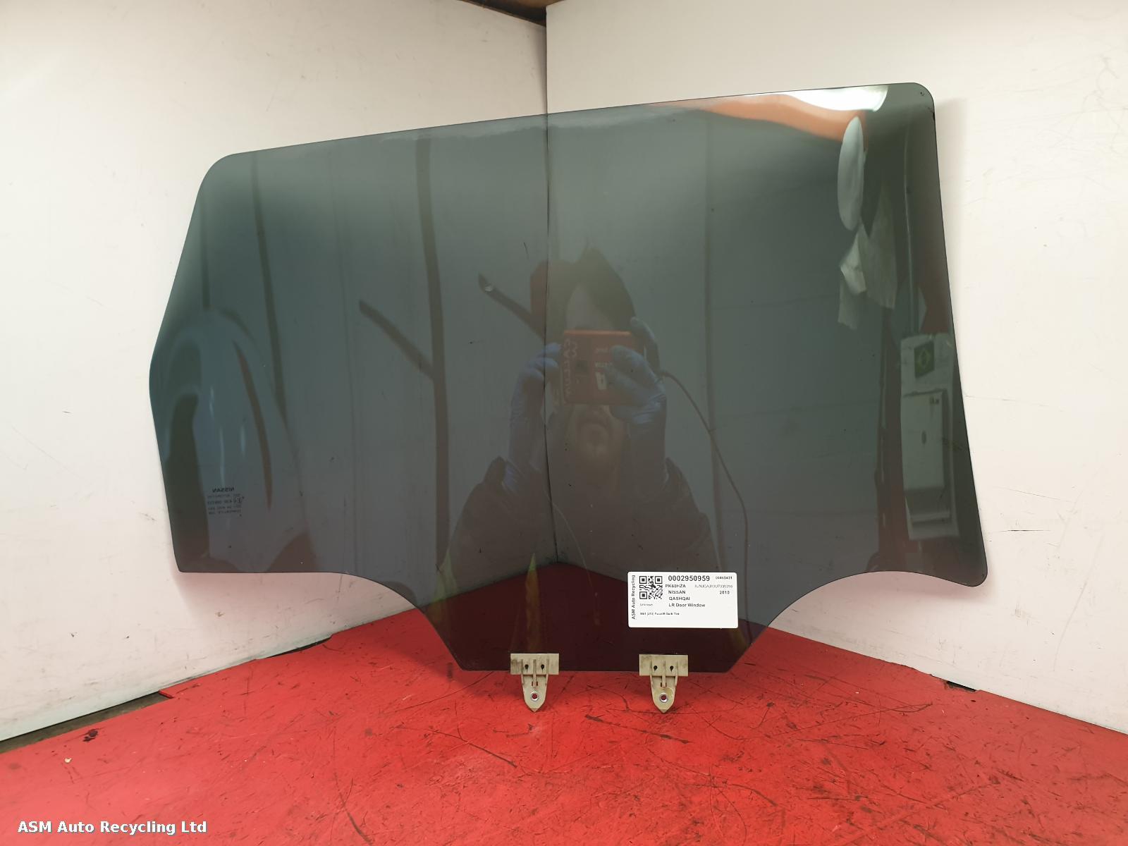 View Auto part LR Door Window Nissan Qashqai 2010