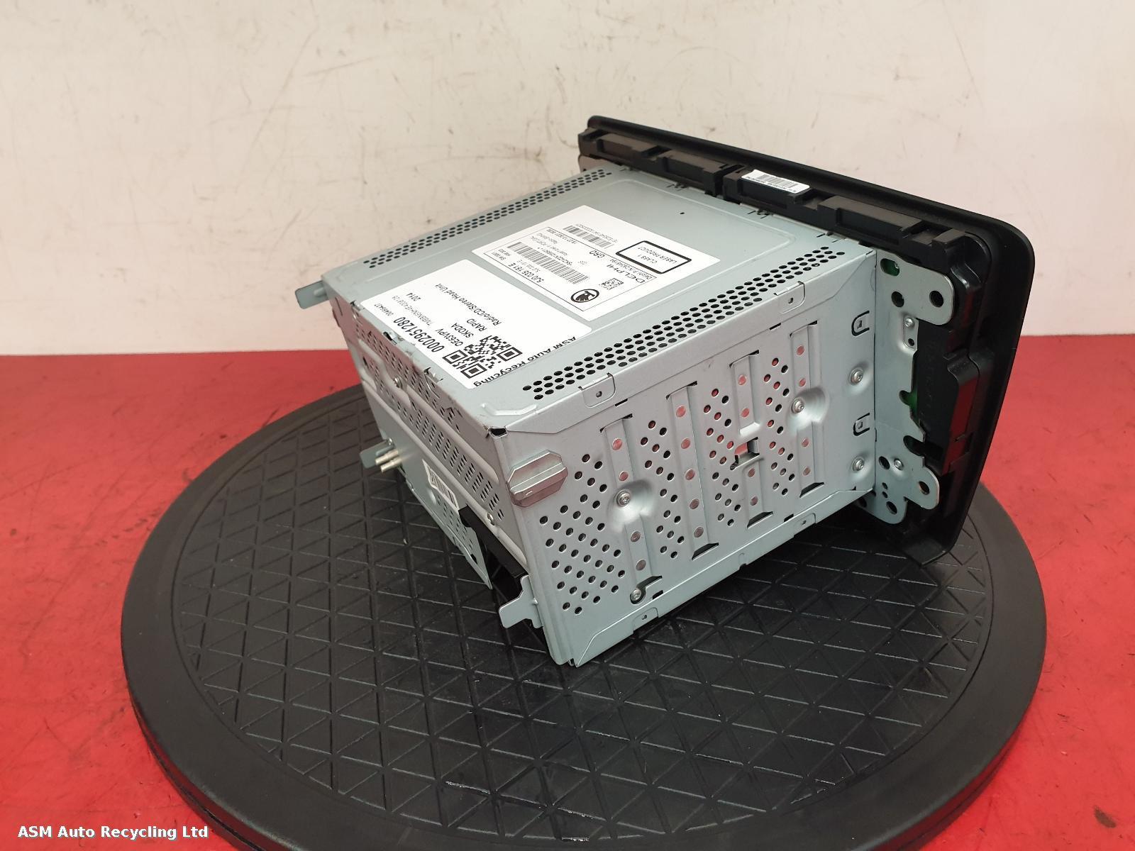 View Auto part A/V Equipment Skoda Rapid 2014