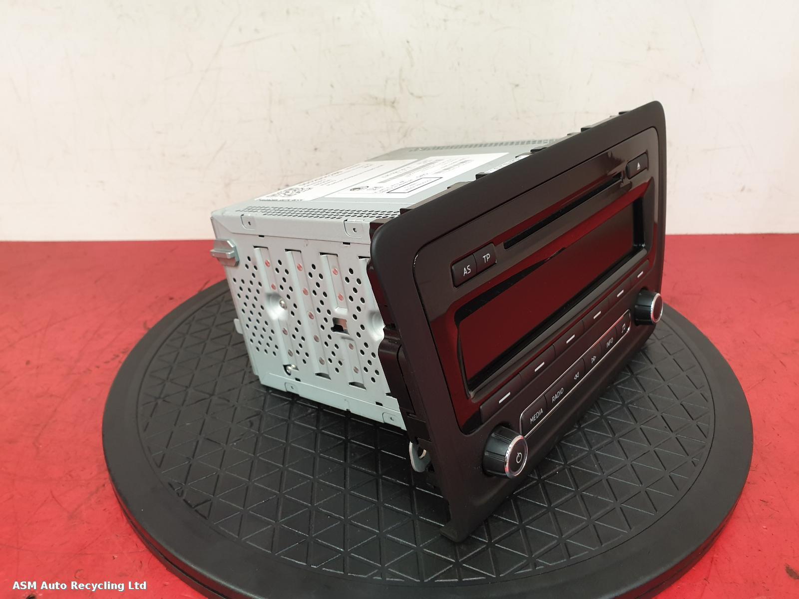 View Auto part A/V Equipment Skoda Rapid 2014