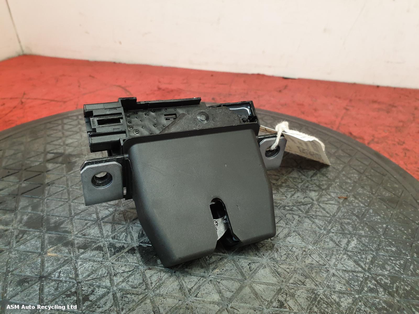 View Auto part Bootlid/Tailgate Lock Ford Puma 2021