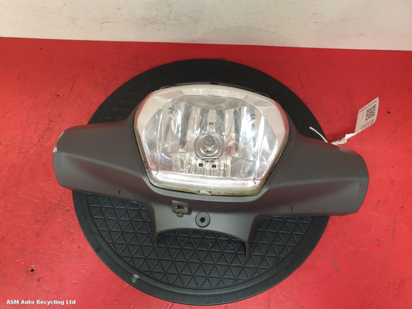 View Auto part Headlamp Peugeot Belville 125 Lc Rs 2019