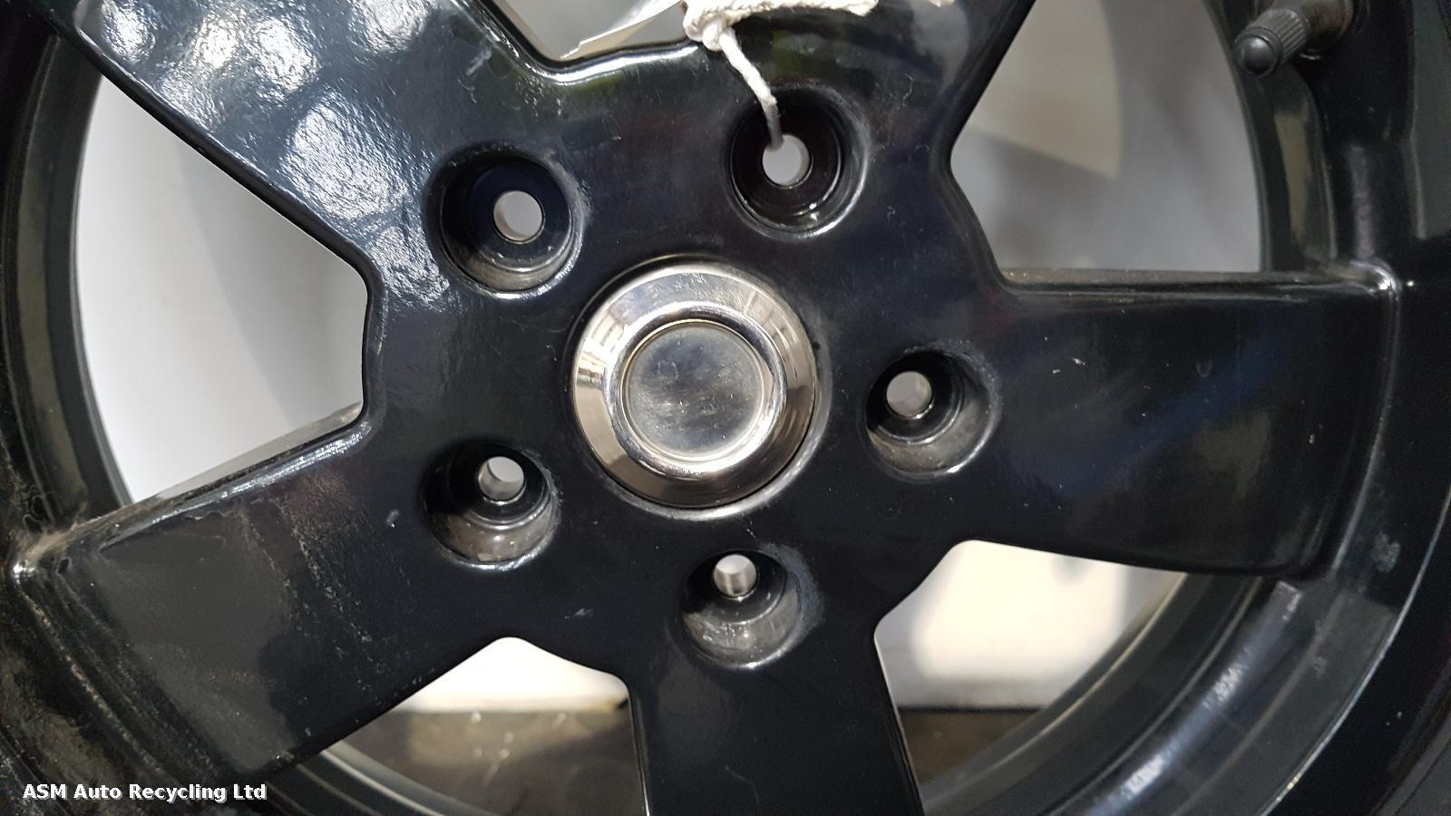 View Auto part Wheel Piaggio Vespa 2020