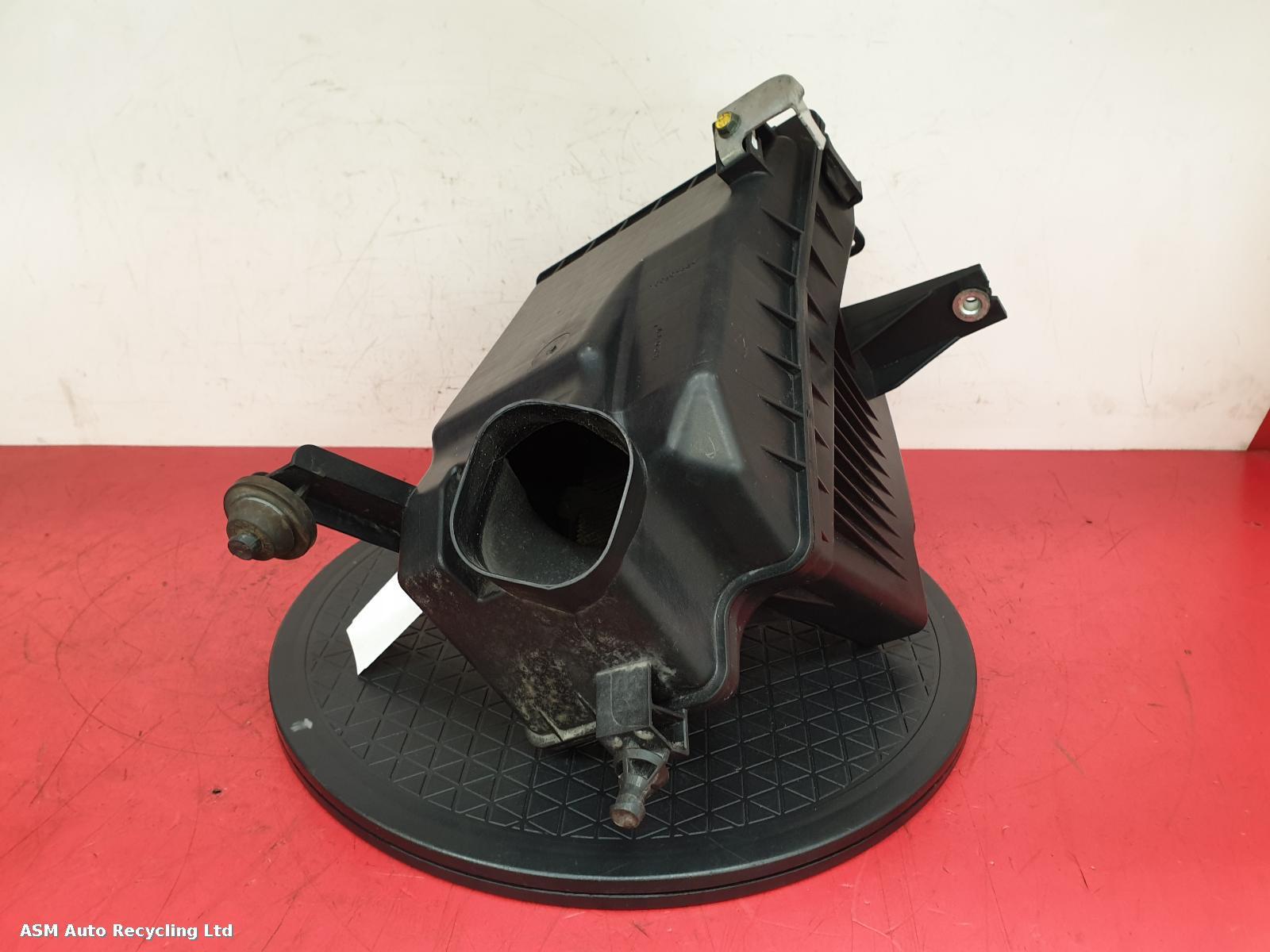 View Auto part Air Cleaner/Box Nissan Qashqai 2011