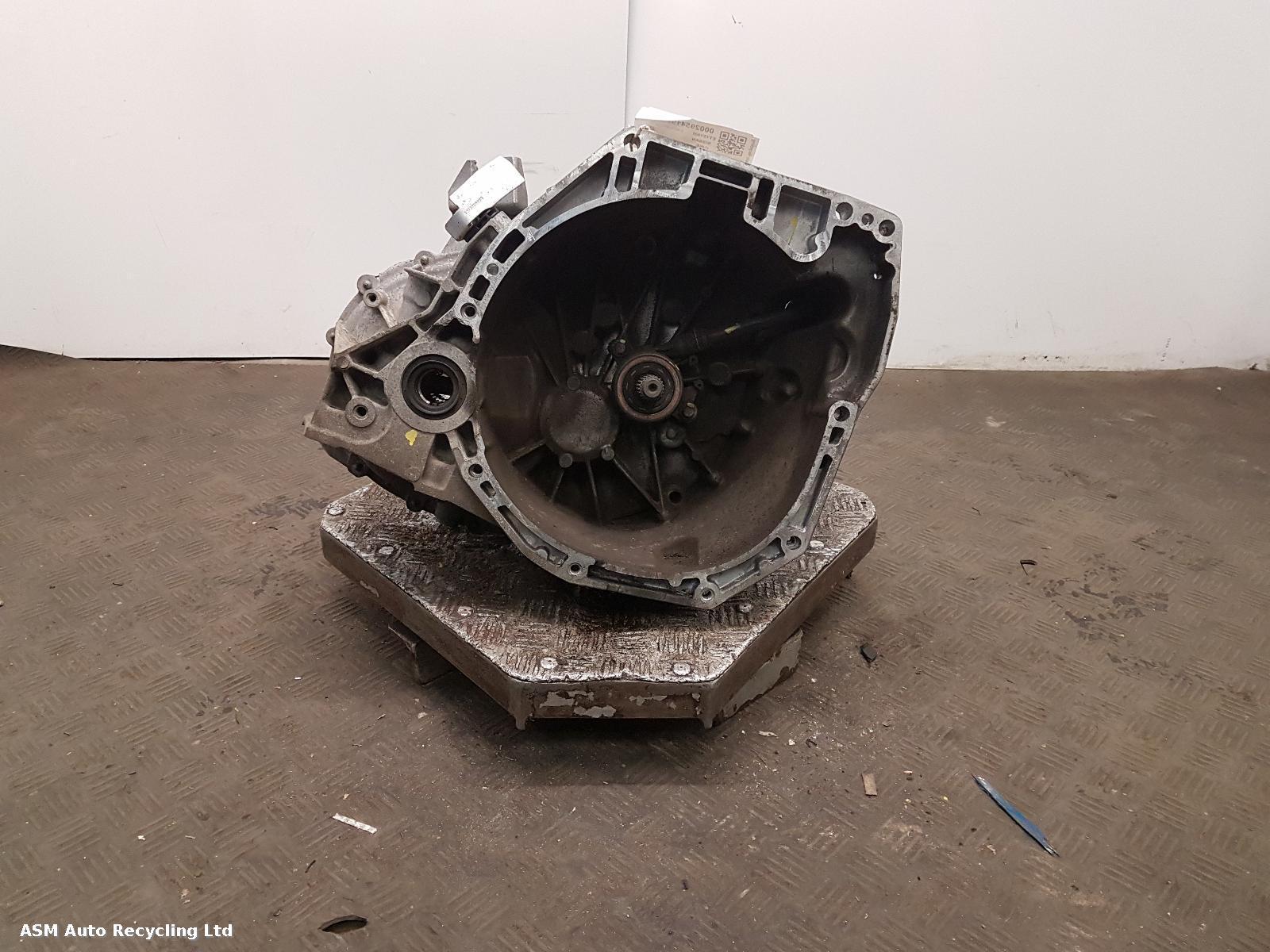 View Auto part Gearbox Nissan Juke 2015