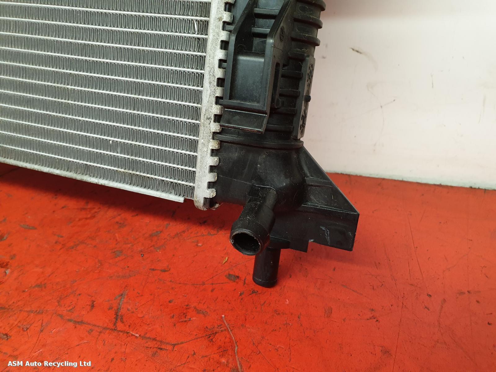 View Auto part Radiator Ford Focus 2016
