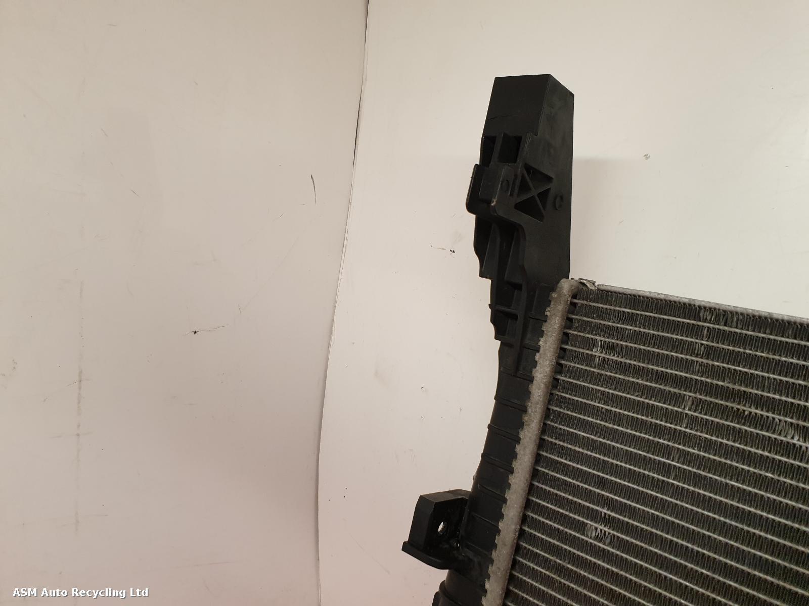 View Auto part Radiator Ford Focus 2016