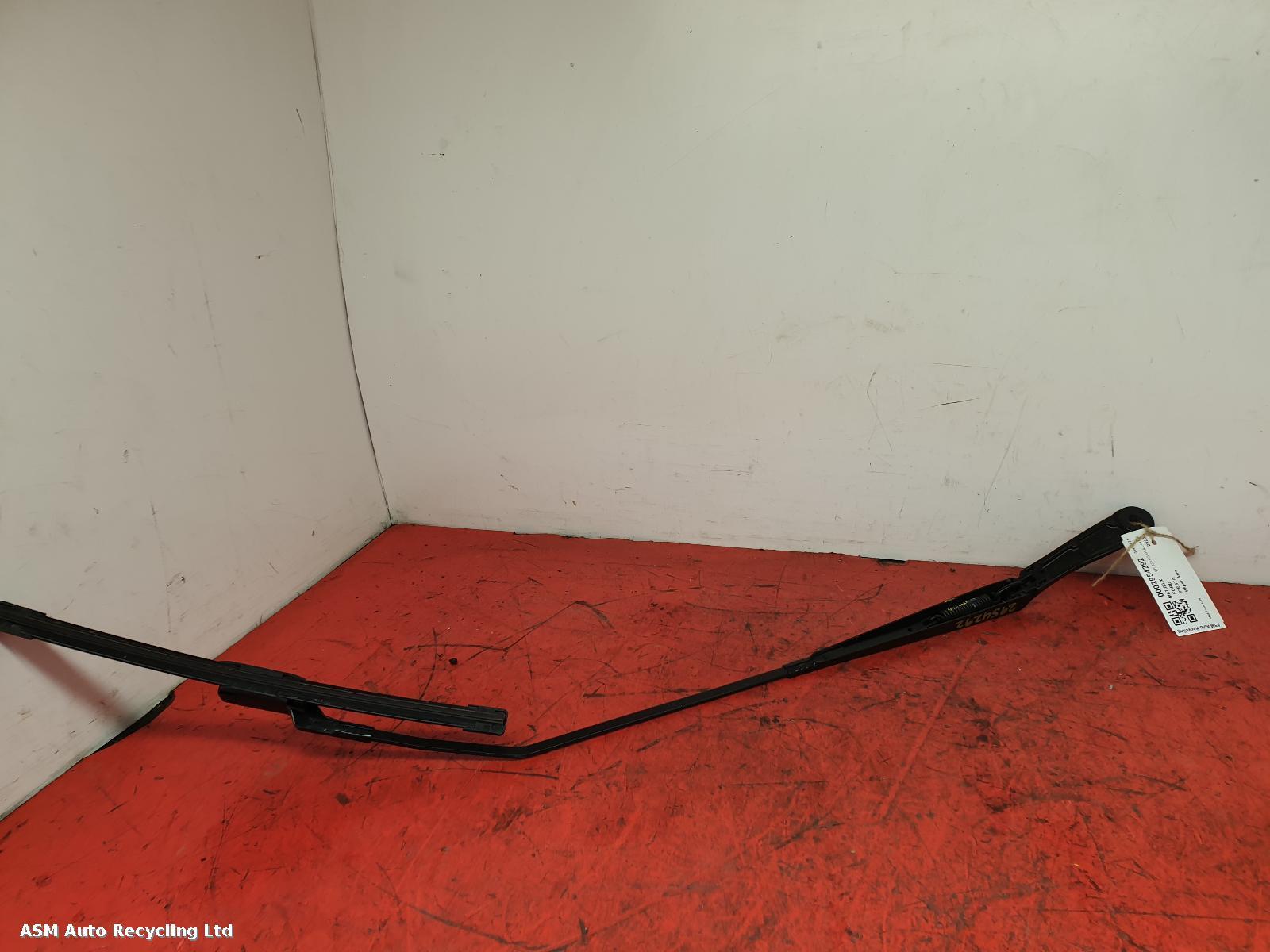 View Auto part Wiper Arm Ford Fiesta 2020