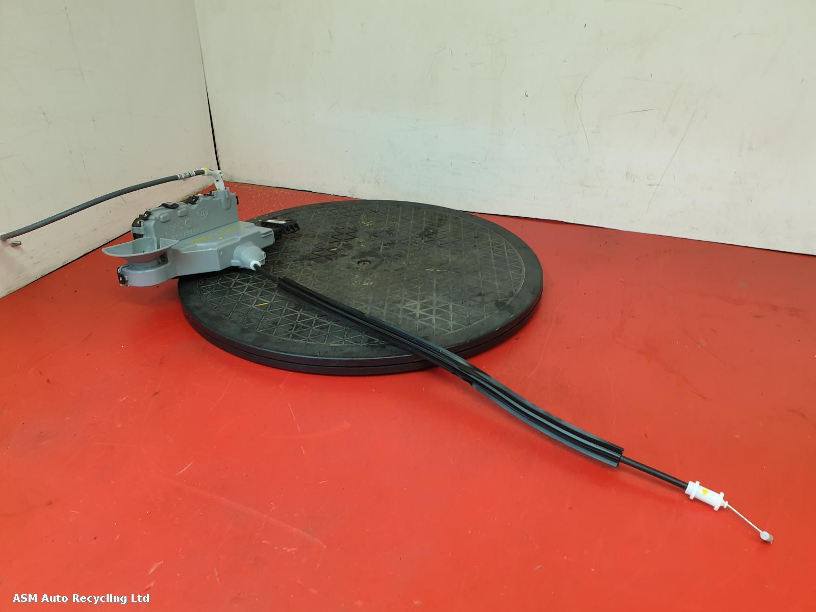View Auto part Door Lock Assembly Vauxhall Crossland X 2020
