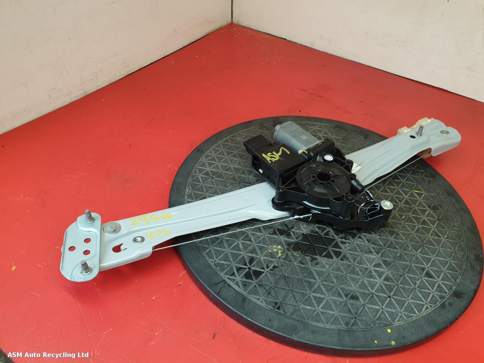 View Auto part LF Window Regulator Vauxhall Crossland X 2020