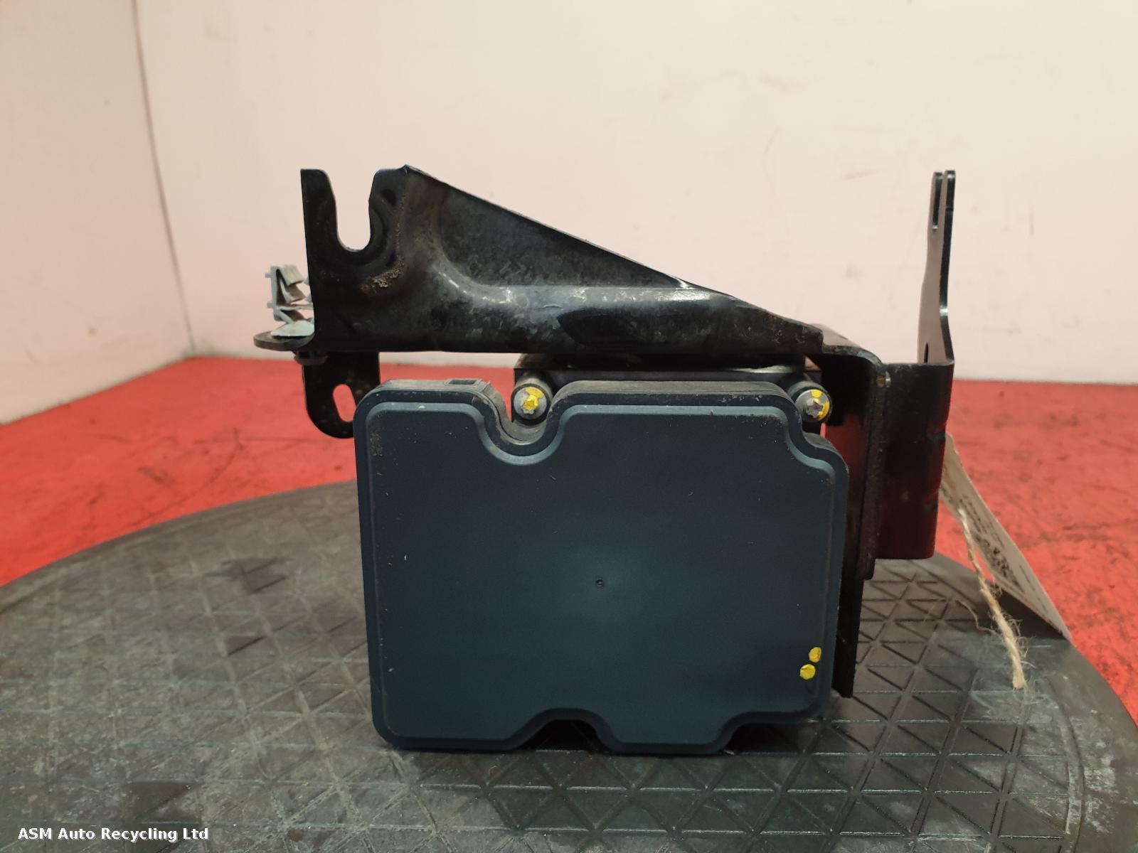 View Auto part ABS Pump/Modulator Renault Clio 2018